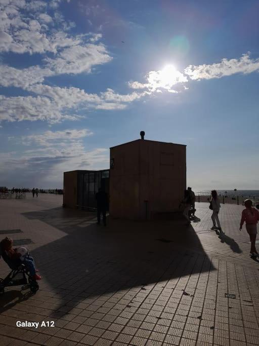 Suite Kursaal Met Zeezicht Οστένδη Εξωτερικό φωτογραφία