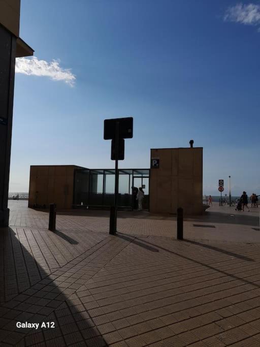 Suite Kursaal Met Zeezicht Οστένδη Εξωτερικό φωτογραφία